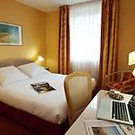Ξενοδοχείο Western Crystal, Hotel,bar & Νανσύ