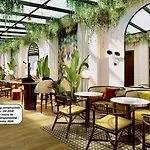 Ξενοδοχείο Western Crystal, Hotel,bar & 4*