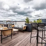Ξενοδοχείο Western Crystal, Hotel,bar & Νανσύ