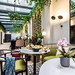 Western Crystal, Hotel,bar & Ξενοδοχείο Νανσύ