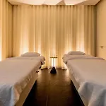 Ξενοδοχείο Western Crystal, Hotel,bar &