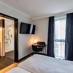 Western Crystal, Hotel,bar & Ξενοδοχείο Νανσύ