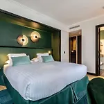 Ξενοδοχείο Western Crystal, Hotel,bar & Νανσύ