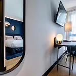 Western Crystal, Hotel,bar & Ξενοδοχείο 4*