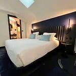 Western Crystal, Hotel,bar & Ξενοδοχείο Νανσύ