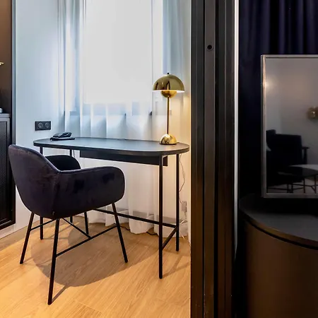 Western Crystal, Hotel,bar & 4* Нанси