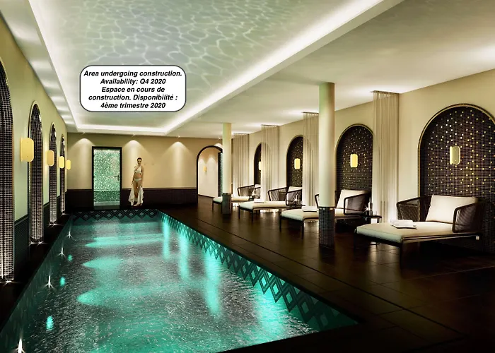 Western Crystal, Hotel,bar & فندق نانسي