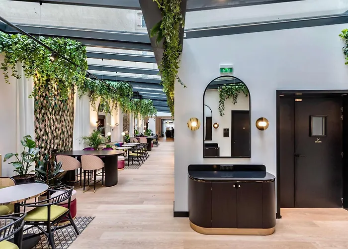 فندق Western Crystal, Hotel,bar & 4*