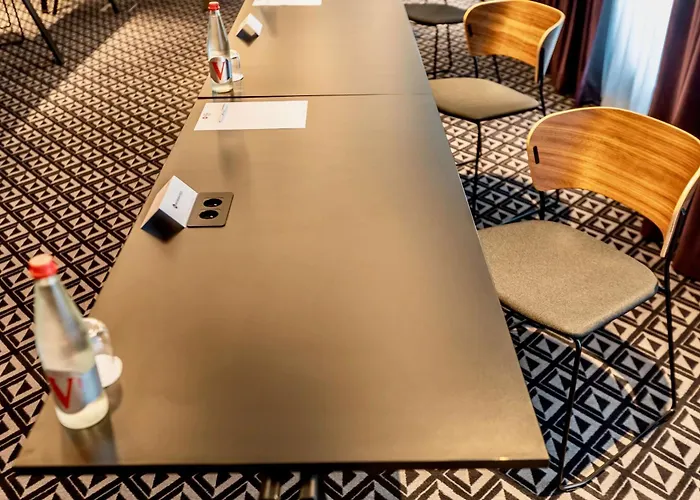 فندق Western Crystal, Hotel,bar & 4*