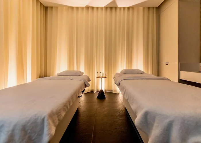 فندق Western Crystal, Hotel,bar &